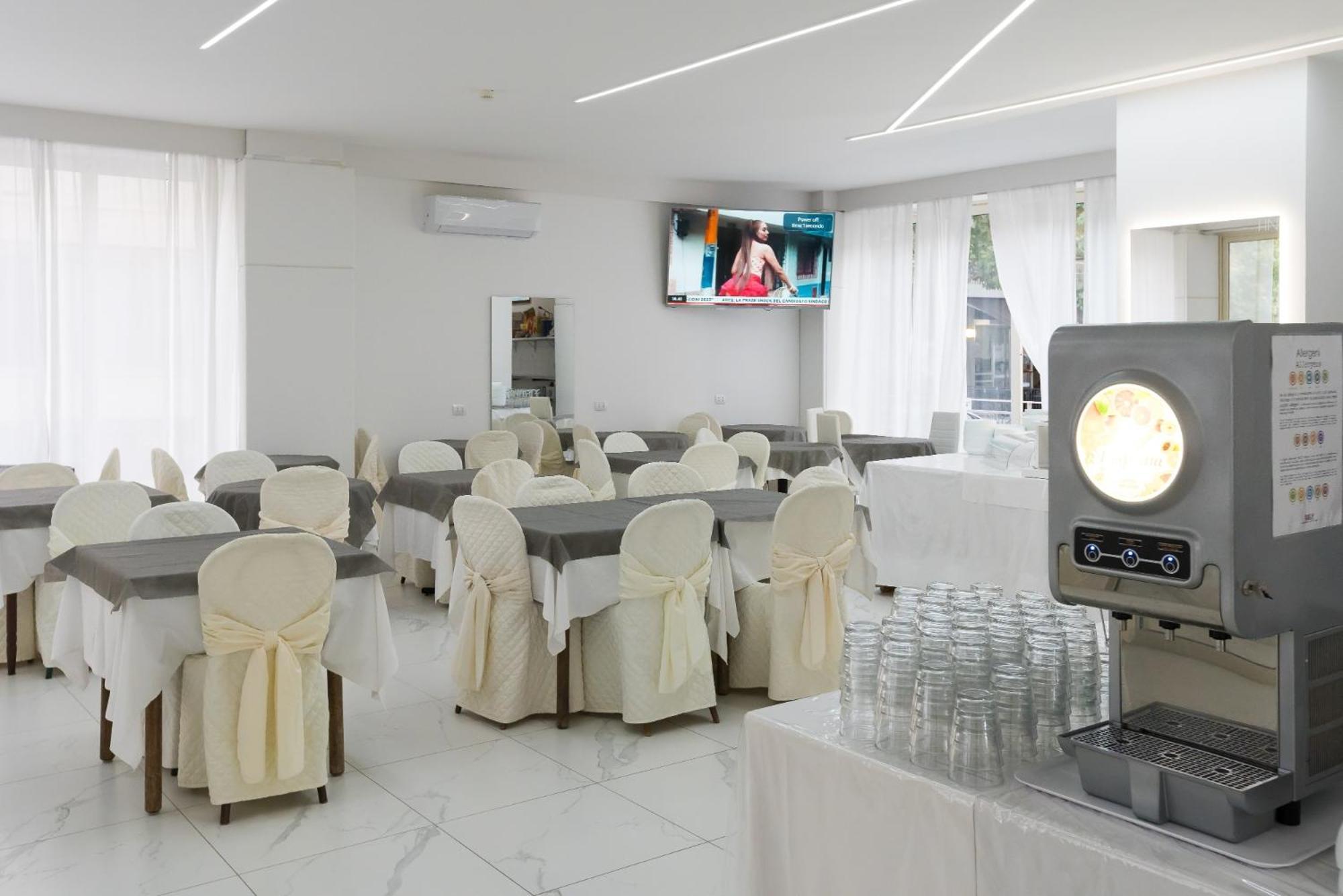 Hotel Ninfea Cattolica Kültér fotó