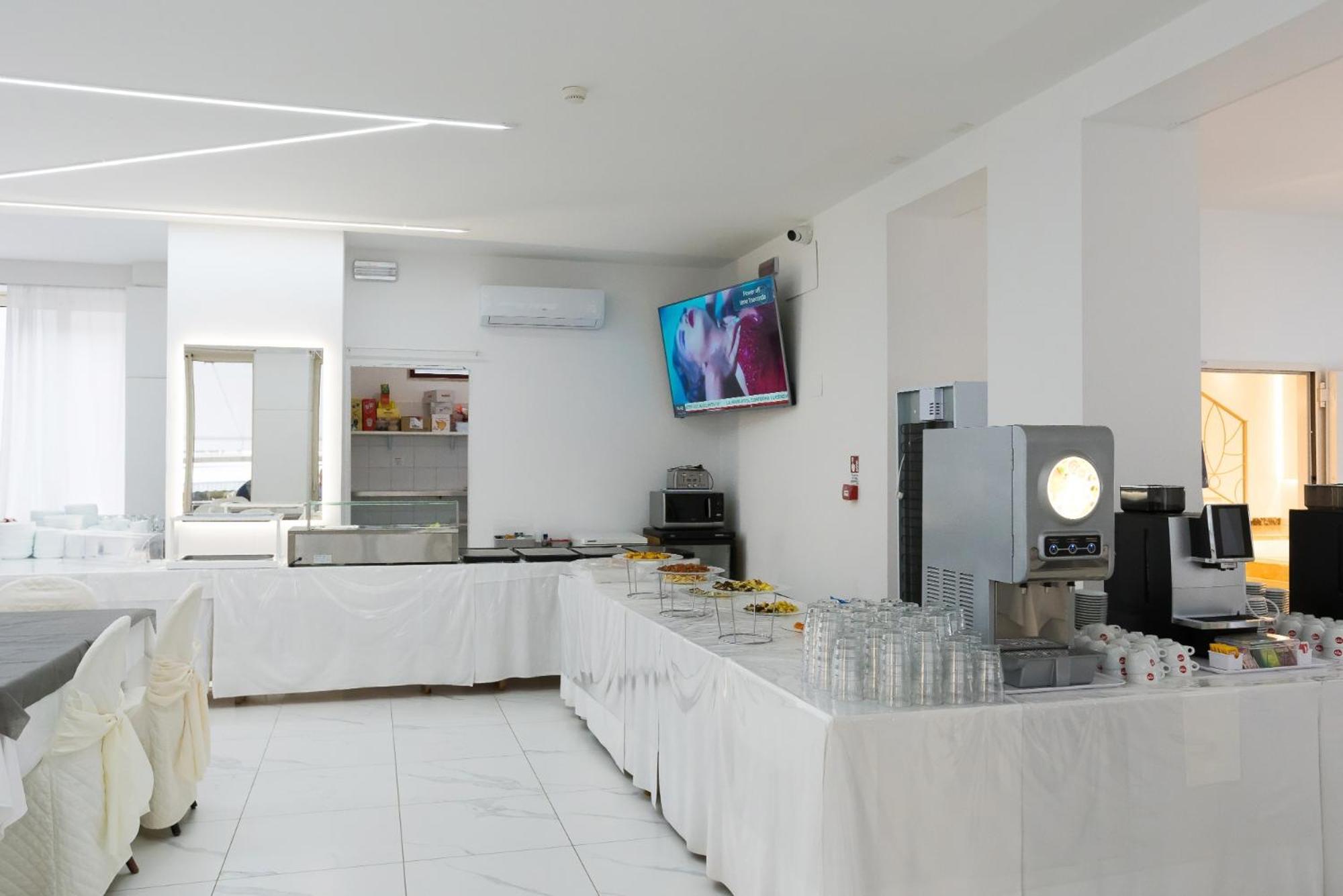 Hotel Ninfea Cattolica Kültér fotó