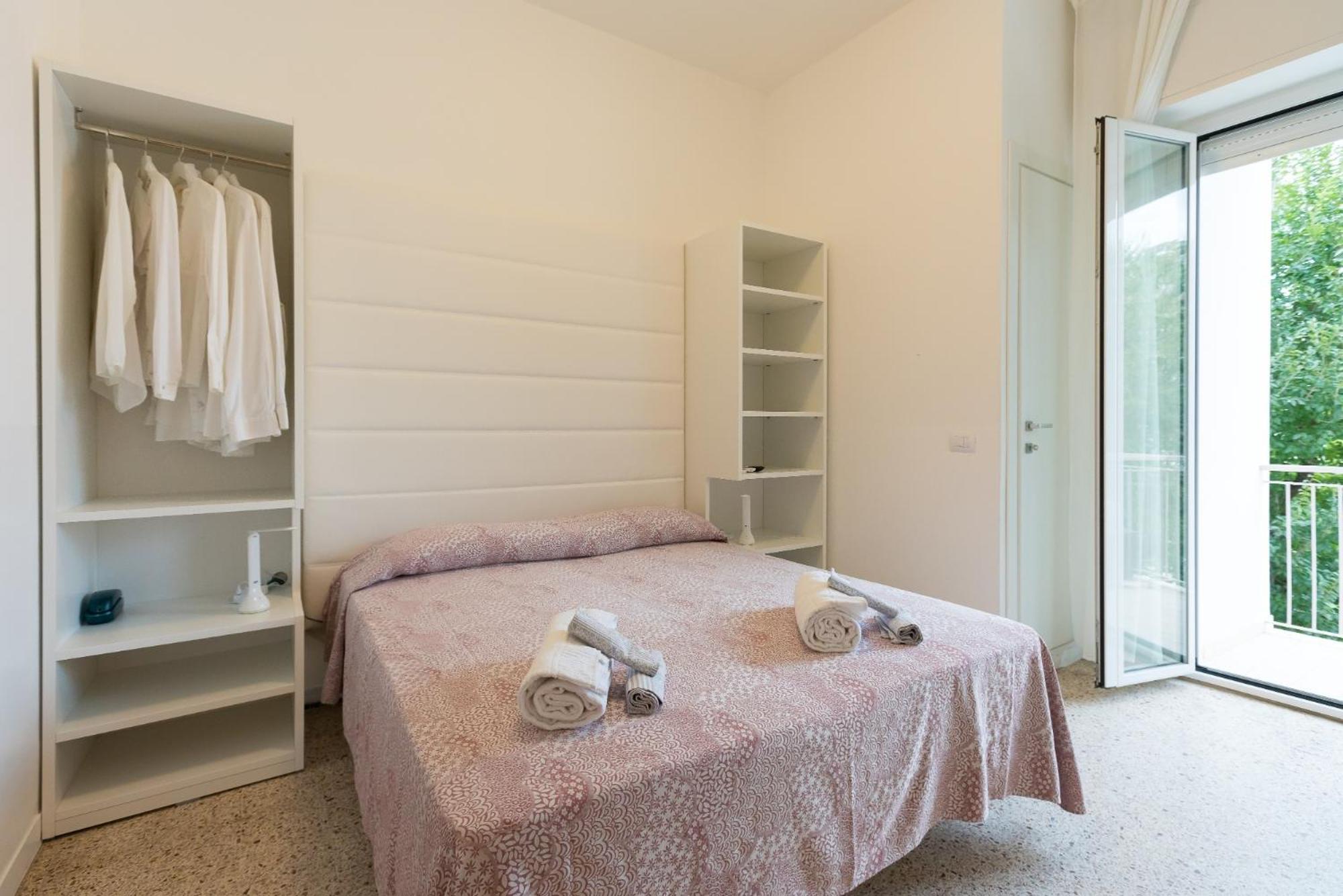 Hotel Ninfea Cattolica Kültér fotó