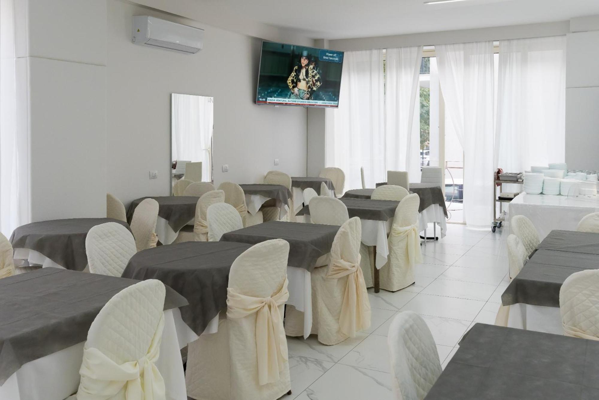 Hotel Ninfea Cattolica Kültér fotó