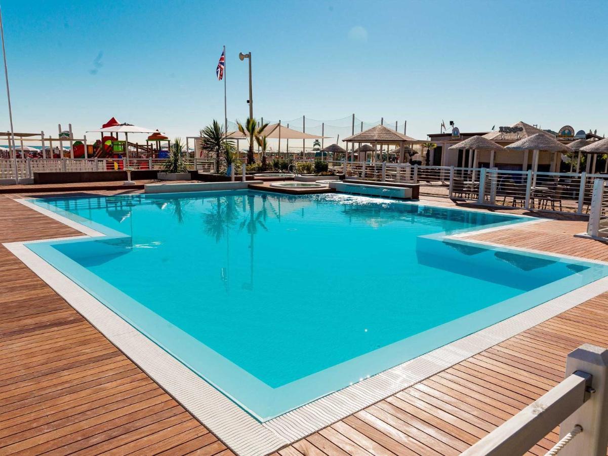 Hotel Ninfea Cattolica Kültér fotó
